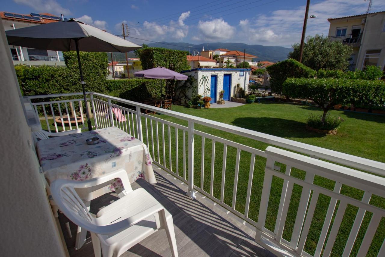 Babis House Apartment Nea Vrasna Bagian luar foto