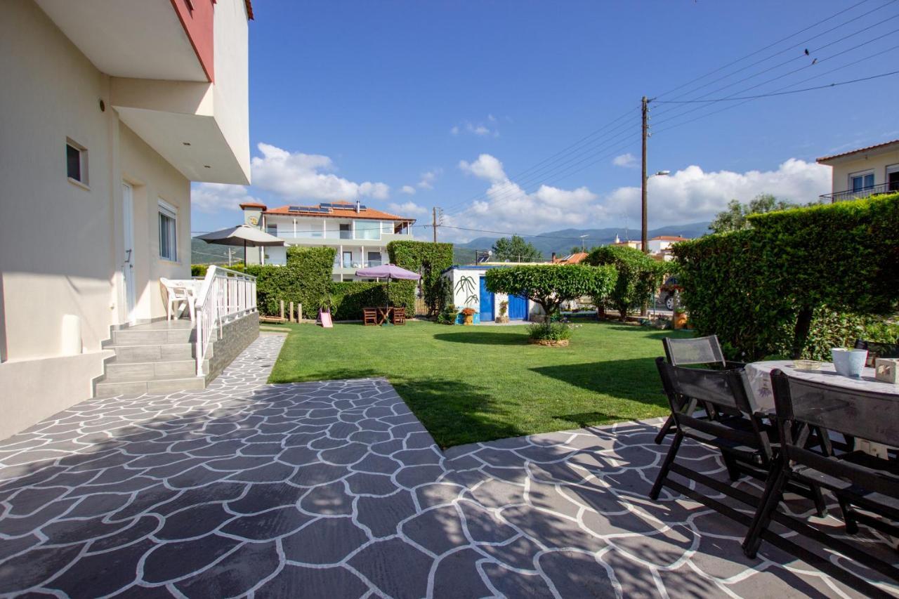 Babis House Apartment Nea Vrasna Bagian luar foto