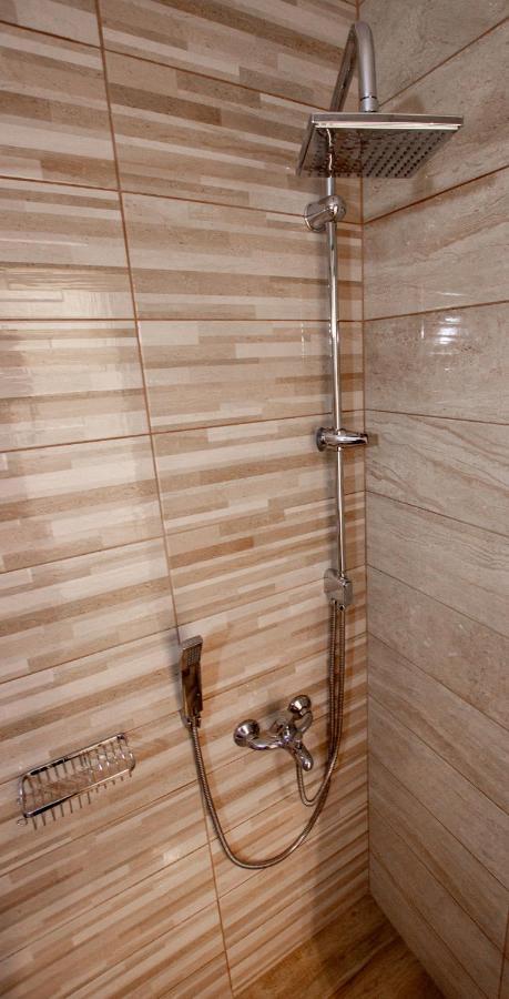 Babis House Apartment Nea Vrasna Bagian luar foto