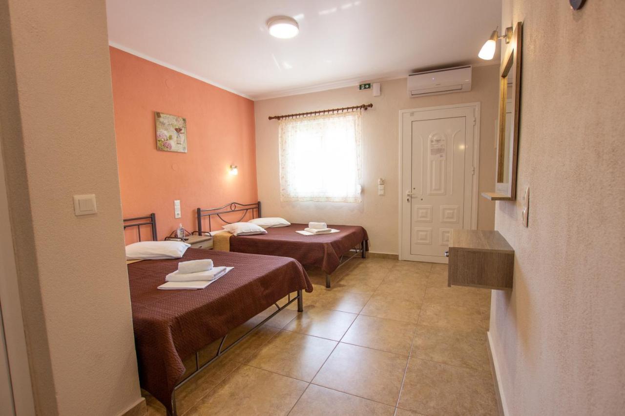 Babis House Apartment Nea Vrasna Bagian luar foto