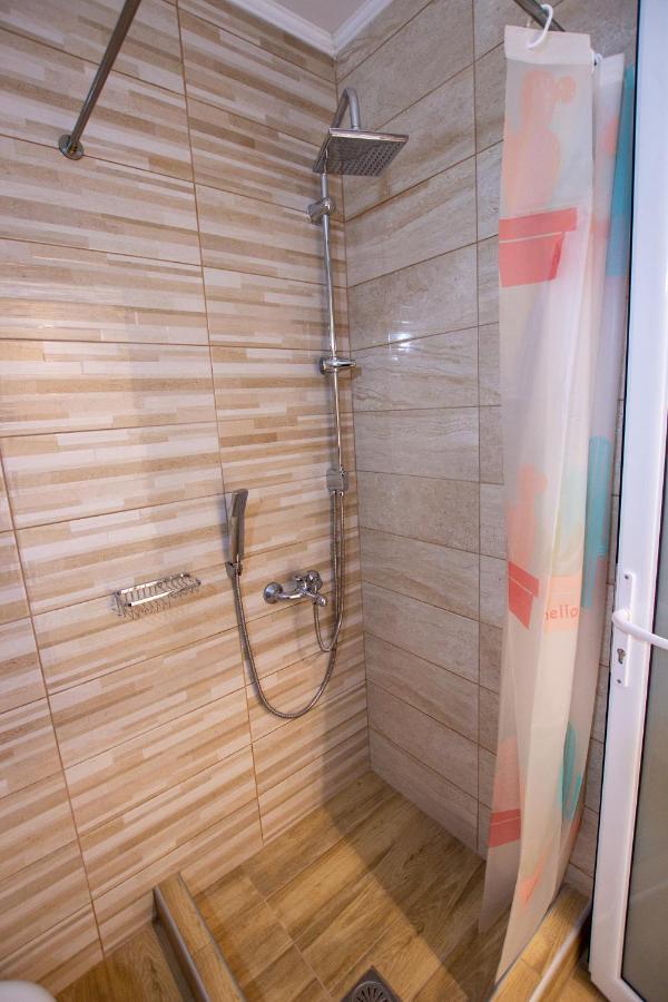 Babis House Apartment Nea Vrasna Bagian luar foto