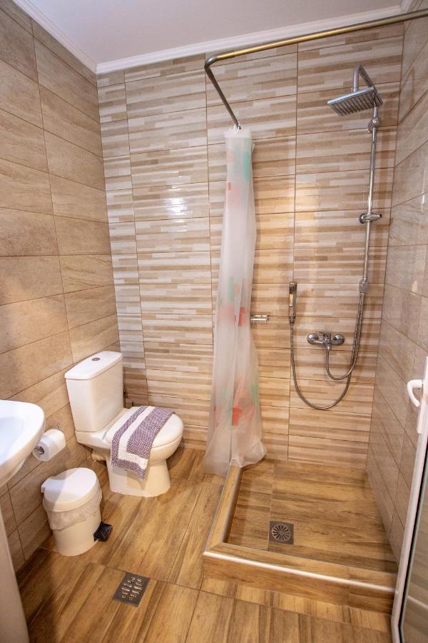 Babis House Apartment Nea Vrasna Bagian luar foto