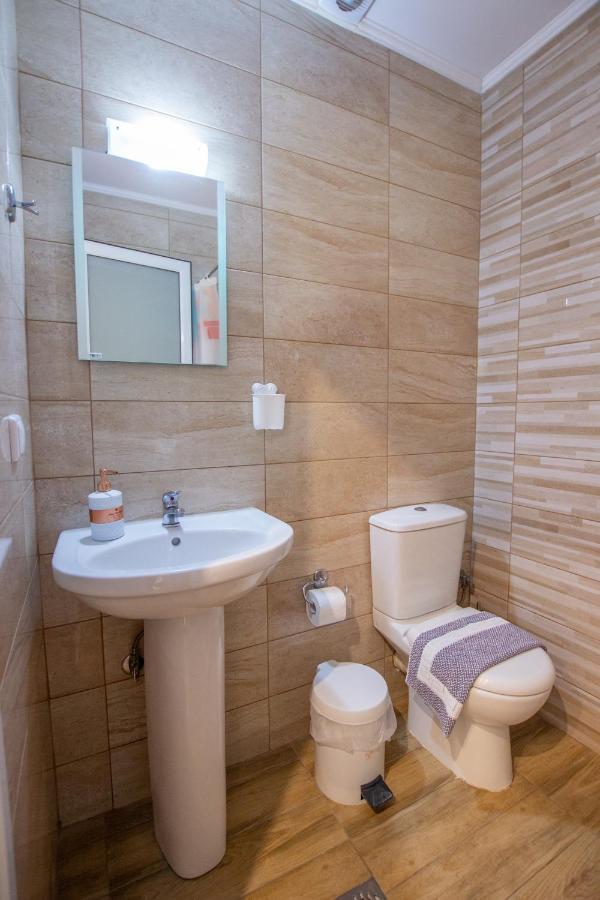 Babis House Apartment Nea Vrasna Bagian luar foto