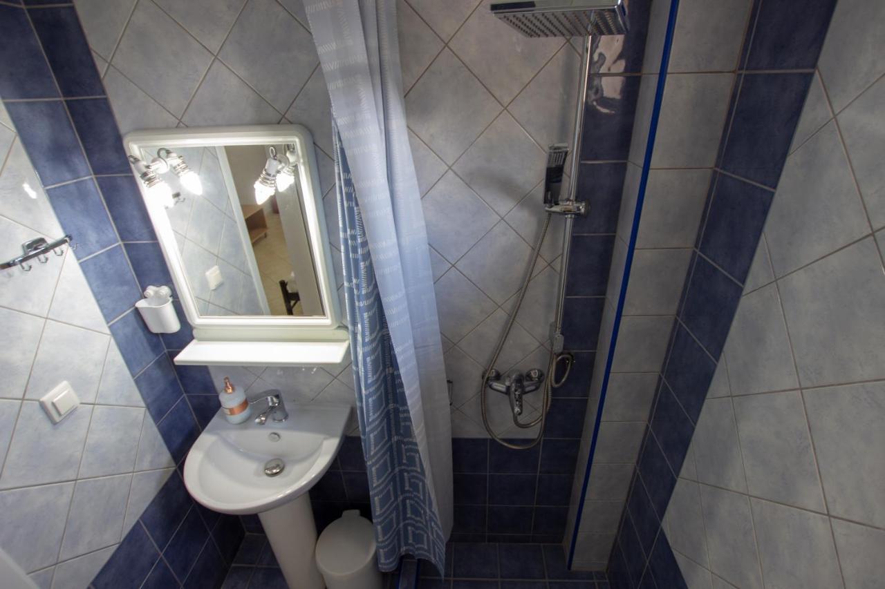 Babis House Apartment Nea Vrasna Bagian luar foto